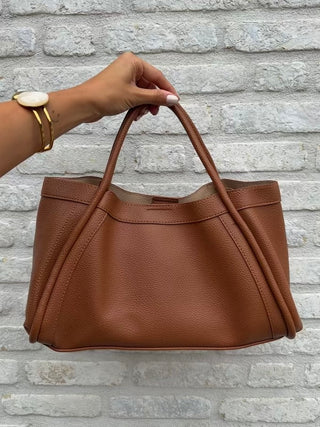 Classic Handbag / Camel