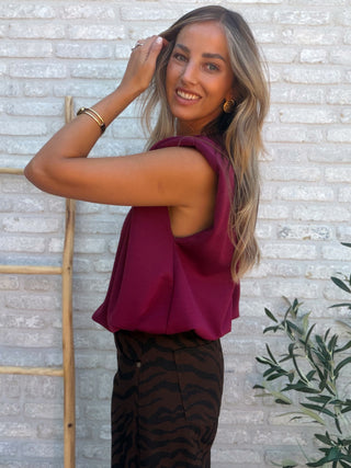 Sleeveless Shoulder Top / Bordeaux