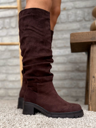 Chunky Suede Boot / Chocolate Brown