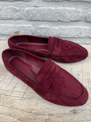 Suede Penny Loafer / Burgundy