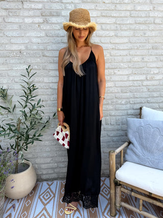 Midnight Lace Dress / Black