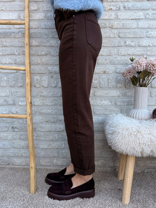 Mid Mom Jeans / Brown