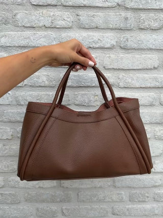 Classic Handbag / Brown