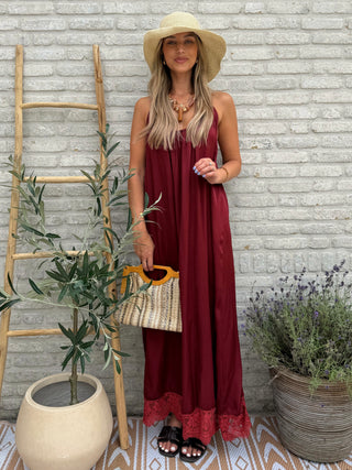 Midnight Lace Dress / Bordeaux
