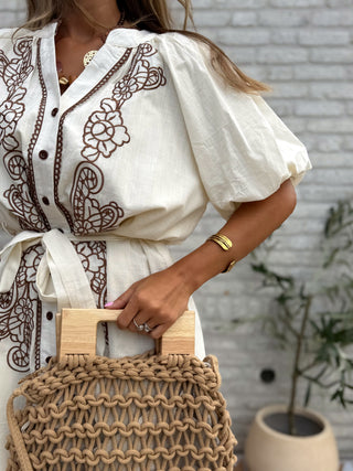 Embroidered Belt Dress / White-Brown
