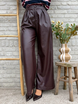 Wide Leg Leather Pants / Bordeaux