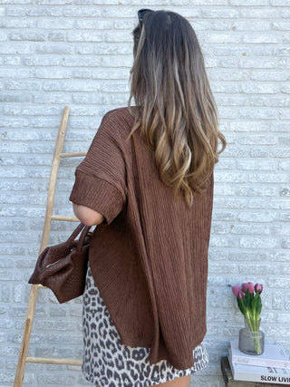 Relaxed Textured Tee / Brown