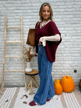 Sheer Lace Longsleeve / Crème