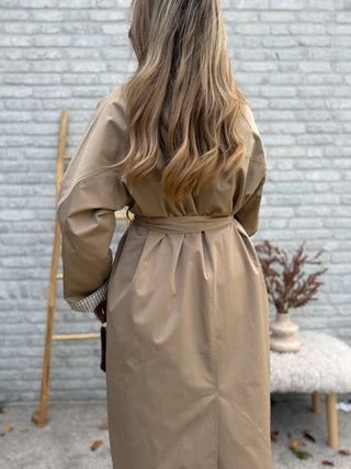 Oversized Trench Coat / Beige