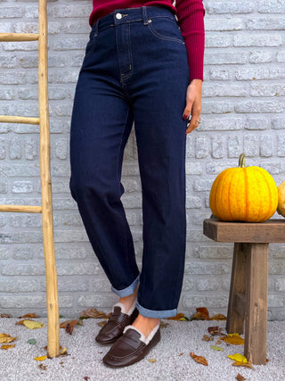 Mid Mom Jeans / Dark Blue