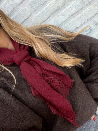 Lace Scarf Knit / Bordeaux