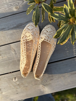 Crochet Lace Flats / Beige