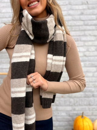 Striped Knit Scarf / Brown-Beige