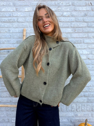 Button Collar Knit / Khaki