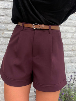 Tailored Belt Short / Bordeaux