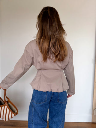 Classic Tailored Jacket / Beige