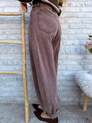 Vintage Wash Balloon Jeans / Taupe