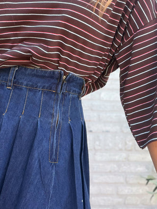 Pleated Denim Skirt / Blue
