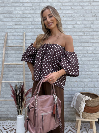 Off-Shoulder Polka Dot Blouse / Brown
