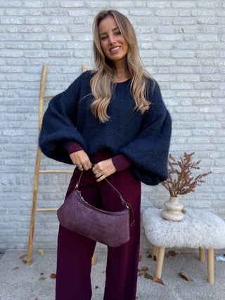 Navy V-Neck Knit / Navy Blue
