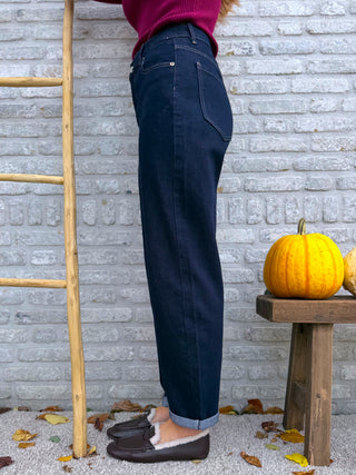 Mid Mom Jeans / Dark Blue