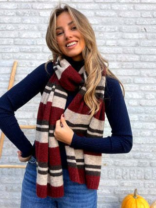 Ribbed Turtleneck / Navy Blue