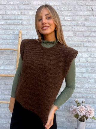 Sleeveless Knit Vest / Brown