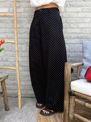 Polka Dot Barrel Pants / Black-White