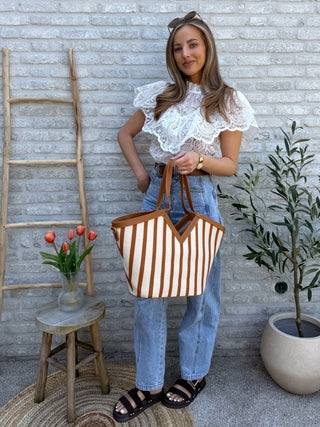 Lace Ruffle Top / White