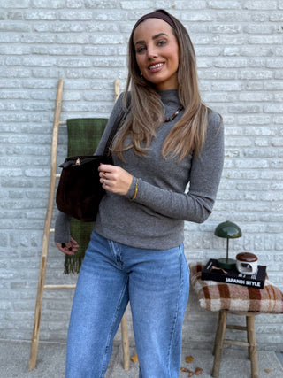 Fine Turtleneck Knit / Grey