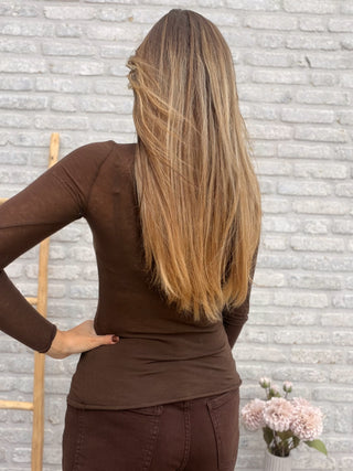 Fitted Turtleneck Top / Brown