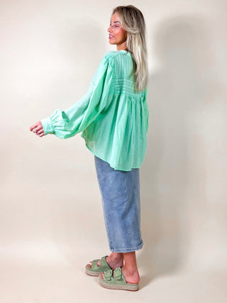 Detailed Button Blouse / Pastel Green