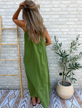Crinkle Halter Maxi Dress / Olive Green