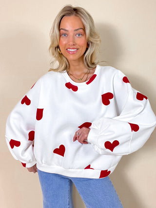 Lovely Heart Sweatshirt / White-Red