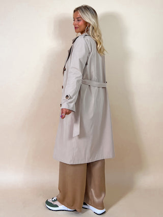Oversized Double Button Trenchcoat / Beige