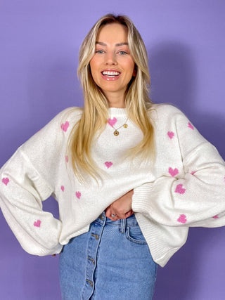 Knitted Loose Heart Sweater / Wit - Pink