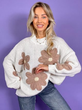 Daisy Oversized Sweater / Beige